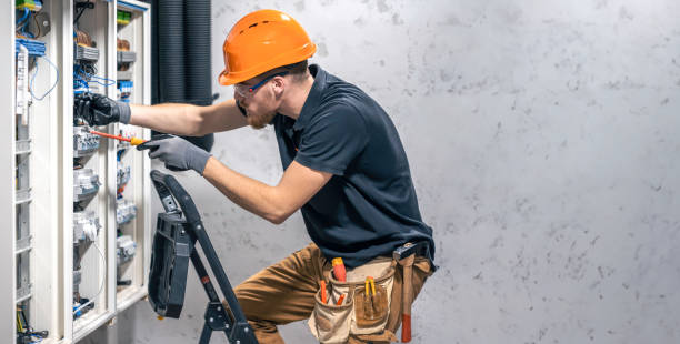Best Licensed Electrician  in Zolfo Springs, FL